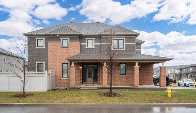 Luxurious and Beautiful House