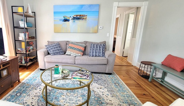 Nautical Nook | Serene 3BR Apt Downtown by Harbor in Bristol