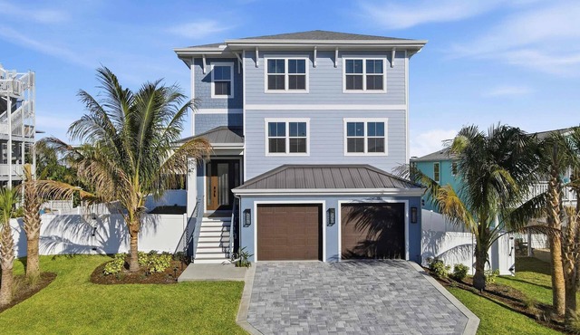 Ocean Views, Beach, Optional Heated Pool & Spa in Palm Coast