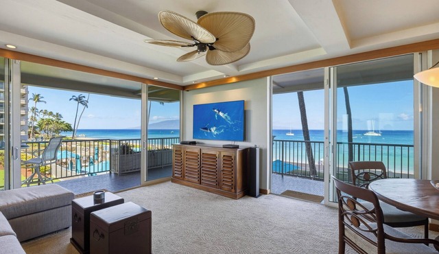 Oceanfront Corner Unit - #201 - Panoramic Ocean View - Over 180 "5" star reviews in Lahaina