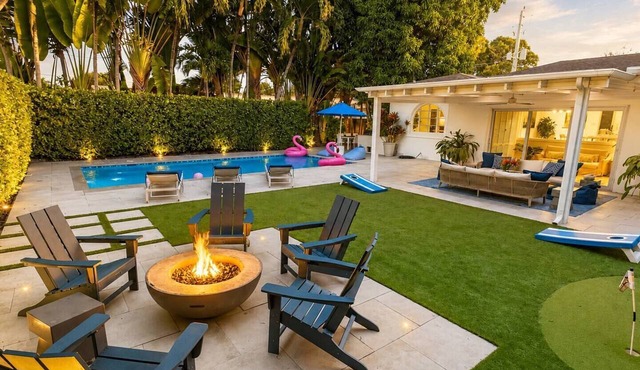 Perfect Location Family Friendly - Heated Salt Pool - Outdoor Kitchen-Firepit in Miami