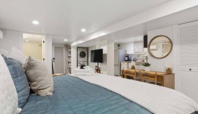 Petworth Gem - Modern Studio Near METRO rail in Washington