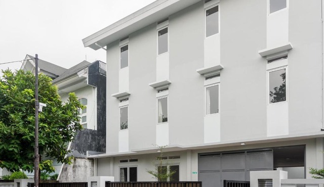 RedDoorz @ Cipete Raya in Jakarta