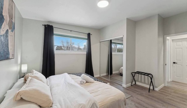 Regal 5BD Retreat W/ POOL | 15 MINS 2DT