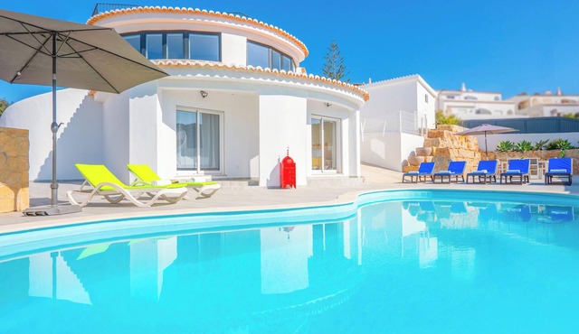 Renovated Villa with Heatable Saltwater Pool