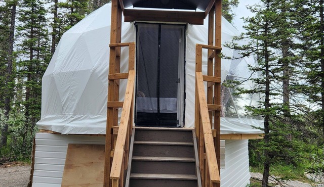 Riverfront Dome Retreat | Private Bath + Views in Calgary