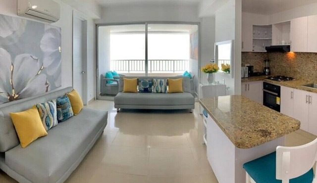 SEA AND BEACH APARTMENT IN BOCAGRANDE in Cartagena