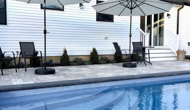 SerenityOasis>Pool Haven, only 8 min>Sea Isle City in Dennis
