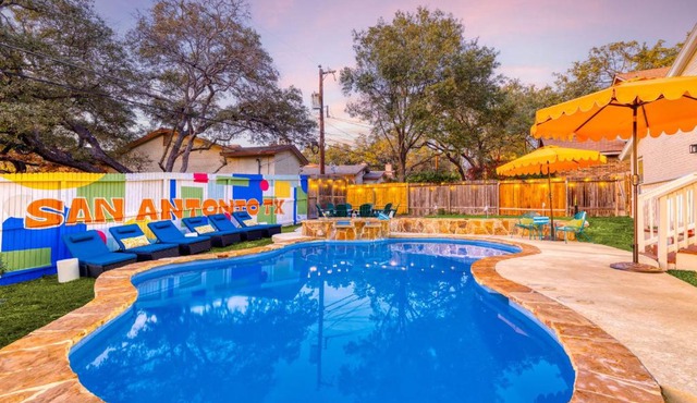 Sleeps 18 Basketball Court Heated Pool Games