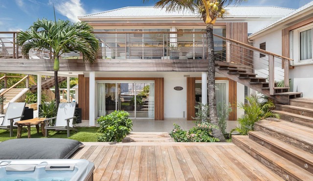 Spacious Luxury 4 bedrooms, direct no agencies, fully renovated in Saint Barthélemy