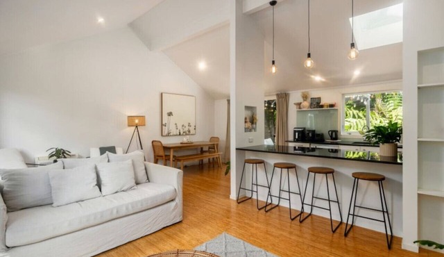 Stylish Remuera Retreat| by Furnished Rentals in Auckland