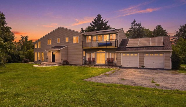 Summit Sanctuary: EV Ready Mountain Views in Poughkeepsie