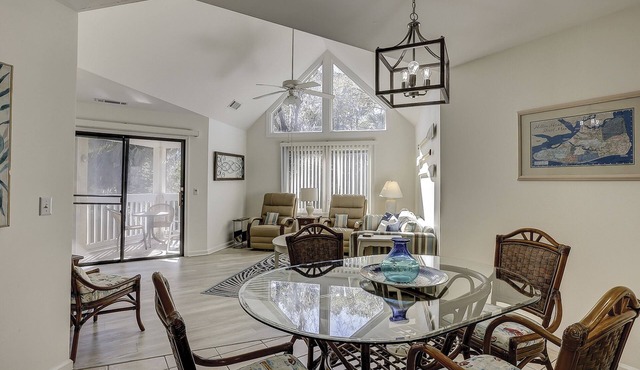 Sunset Rentals | Colonnade Club 206 in Hilton Head Island