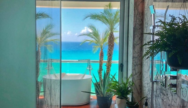 The Quarry Cancun- luxury oceanfront studio in Cancún