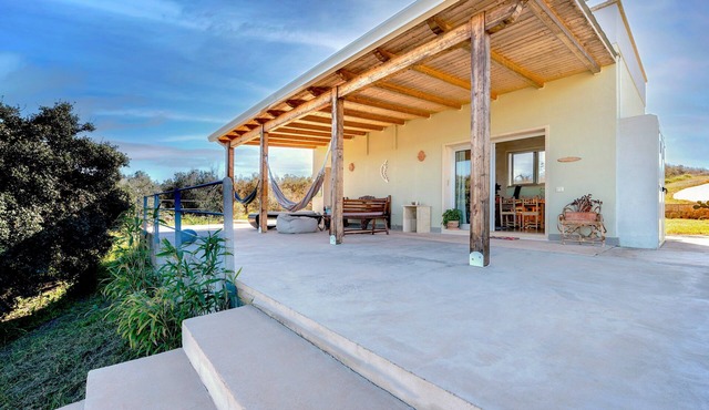 Villa "Casa Romantica" with Shared Pool, 2 Private Terraces & Wi-Fi