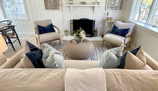 *Vineyard Vacation Retreat* -3 BR in Oak Bluffs