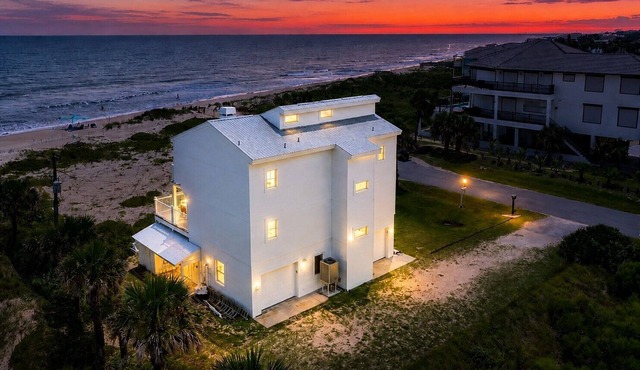 Vitamin Sea Oceanfront Home! Seconds to the surf and sand! in Palm Coast