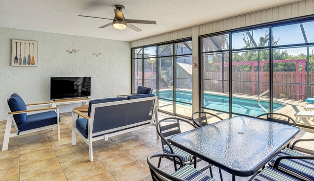 Walk to Beach! Palm Coast Oasis w/Pool in Palm Coast