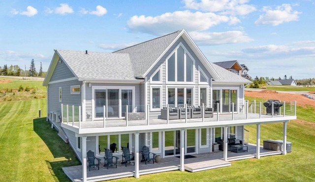Waterfront, 5 Bedrooms, Kayaks and AC in Darnley