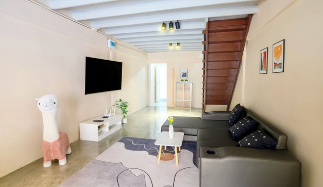Whole Loft House ICONSIAM-Direct in authentic street food hotspot-24/7 check-in! in Krung Thep Maha Nakhon