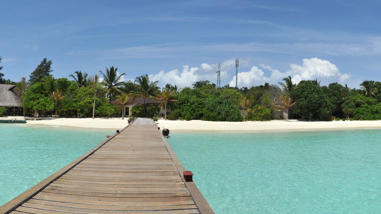 Photo of Others in Komandoo