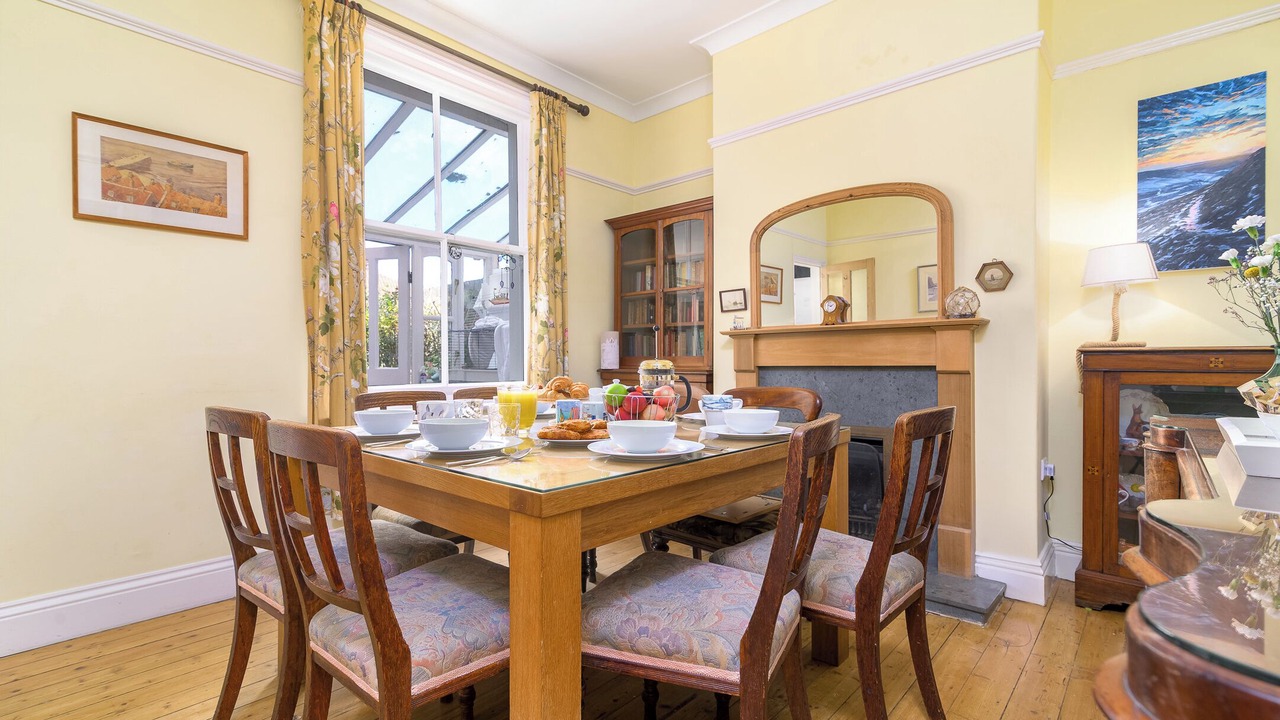 Photo of Bedroom in West Cliff