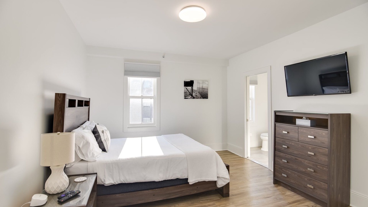Photo of Bedroom in Newport
