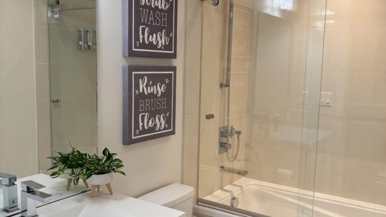 Photo of Bathroom in Connaught