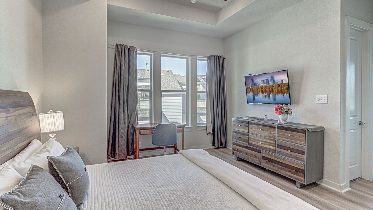 Photo of Bedroom in Tobin Hill