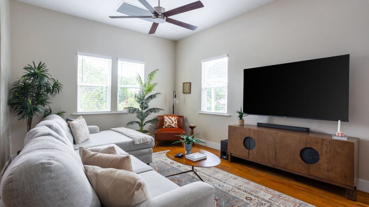 Photo of Livingroom in Eastside Promise Neighborhood