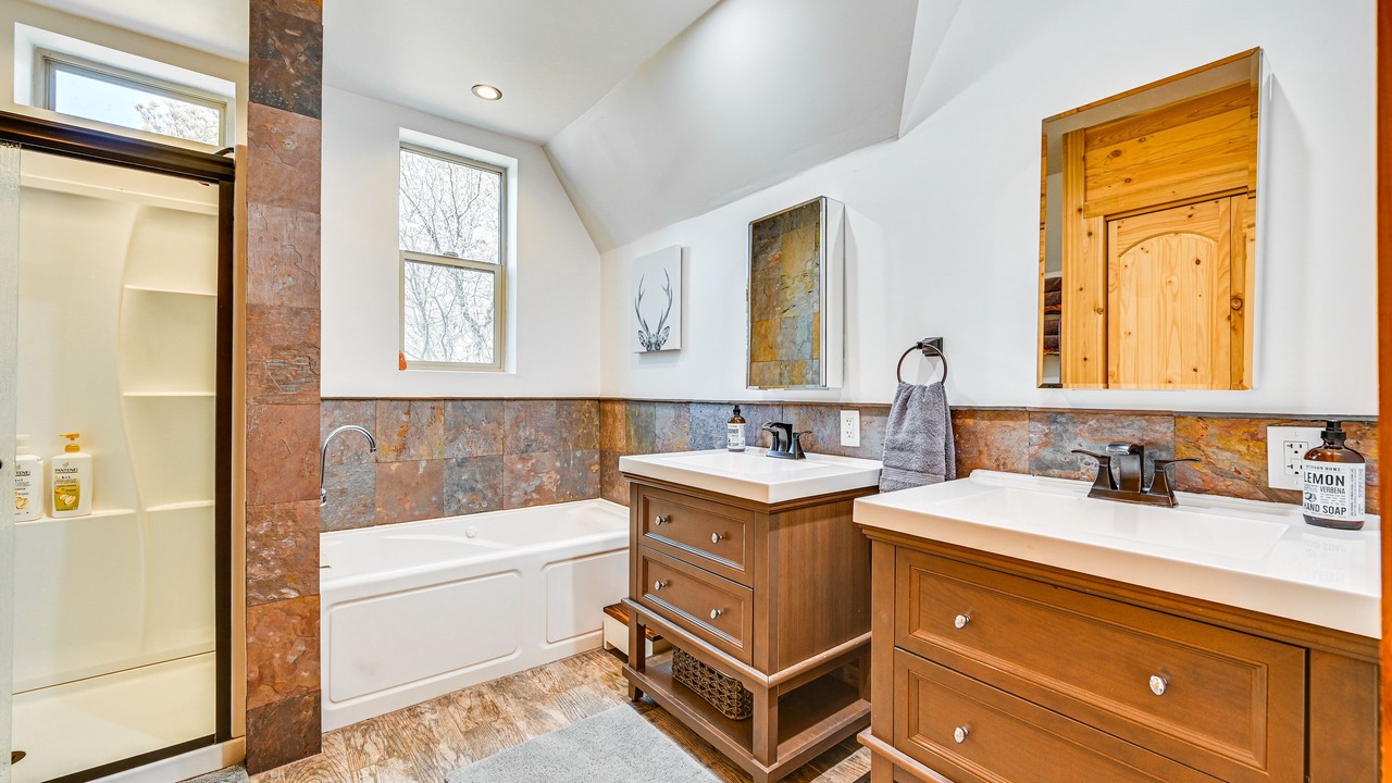 Photo of Bathroom in Munds Park
