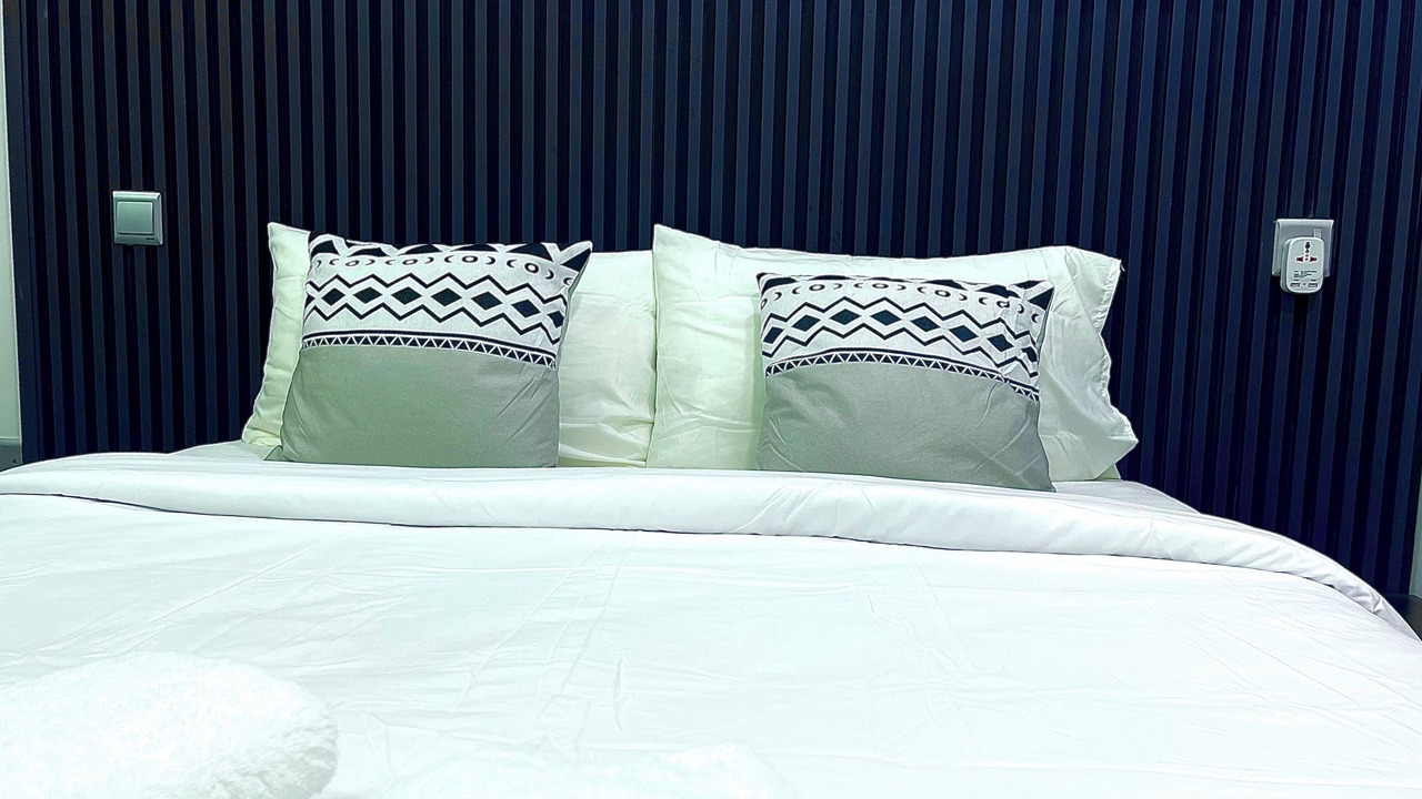 Photo of Bedroom in Male