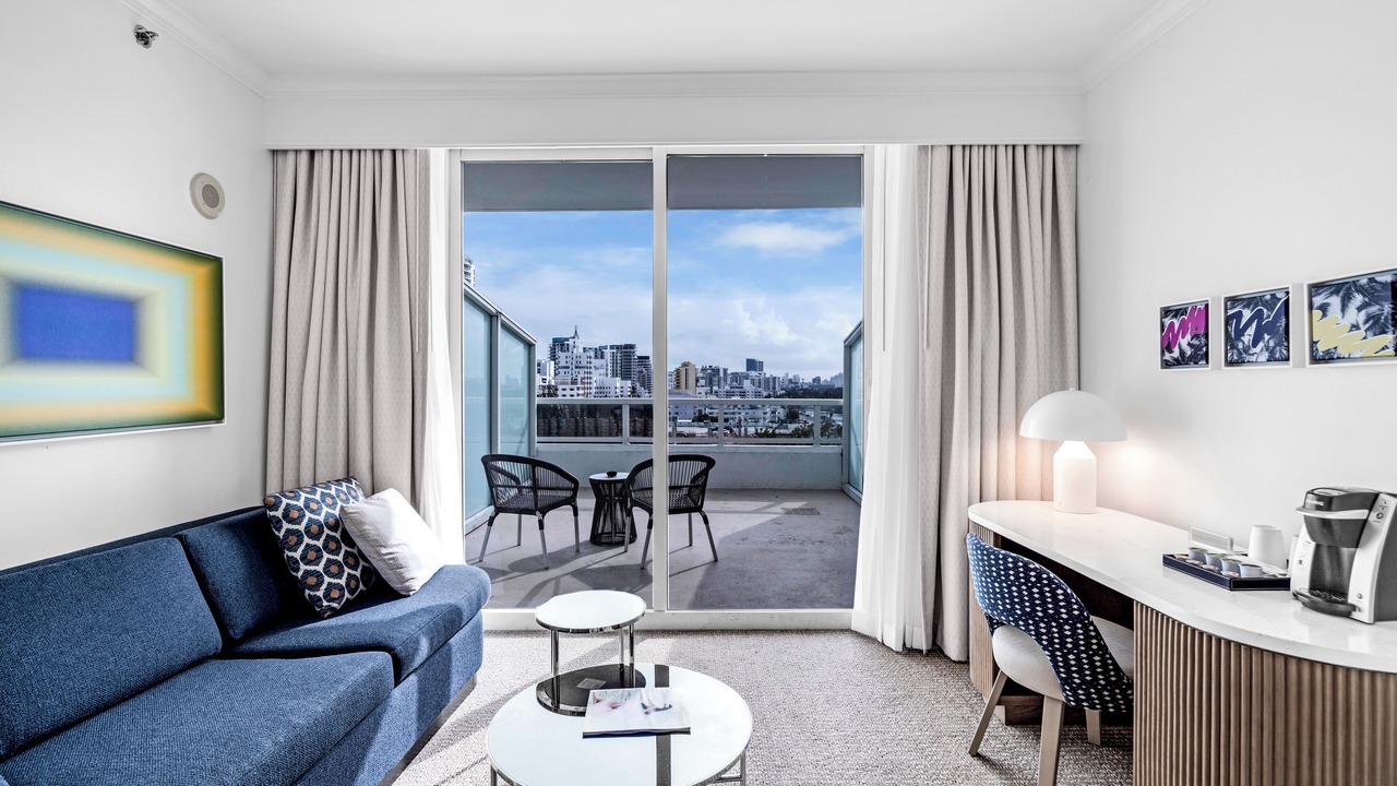 Photo of Livingroom in Mid Beach