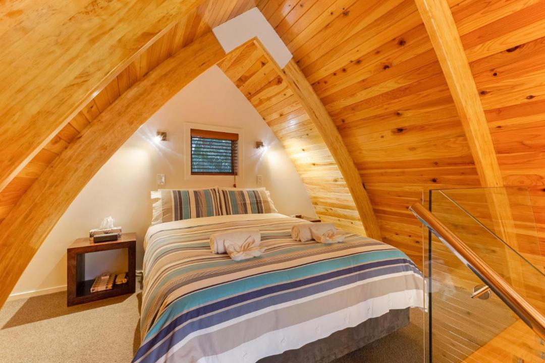 Photo of Bedroom in Onetangi