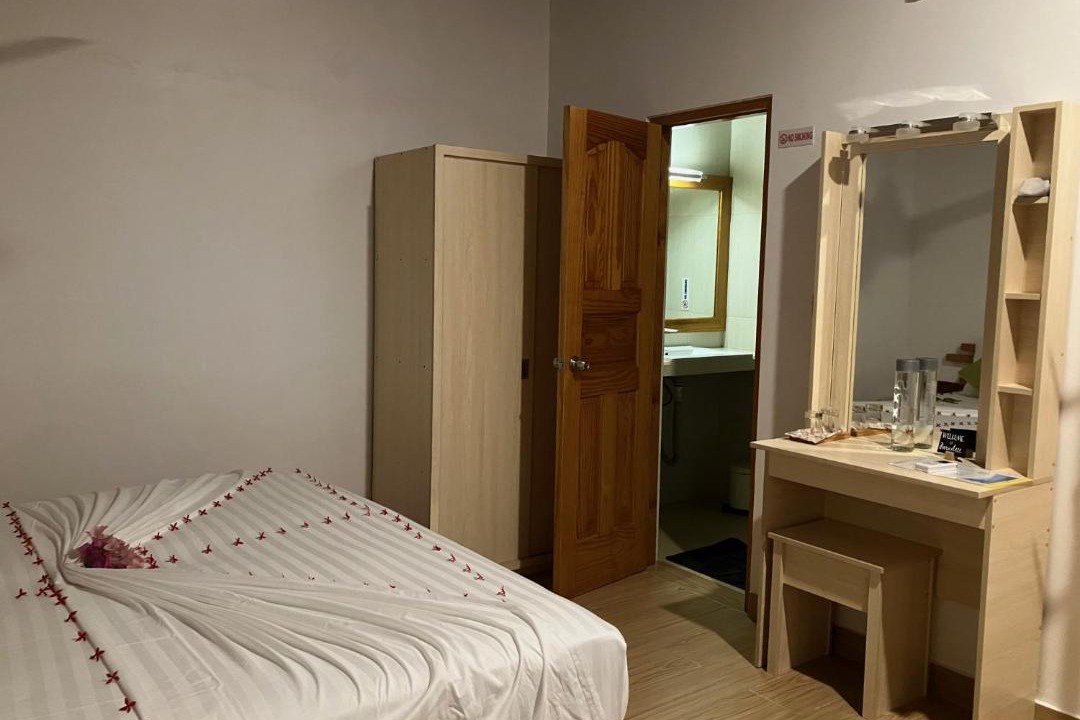Photo of Bedroom in Keyodhoo