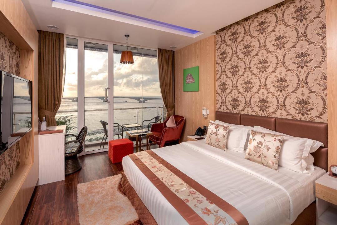 Photo of Bedroom in Male