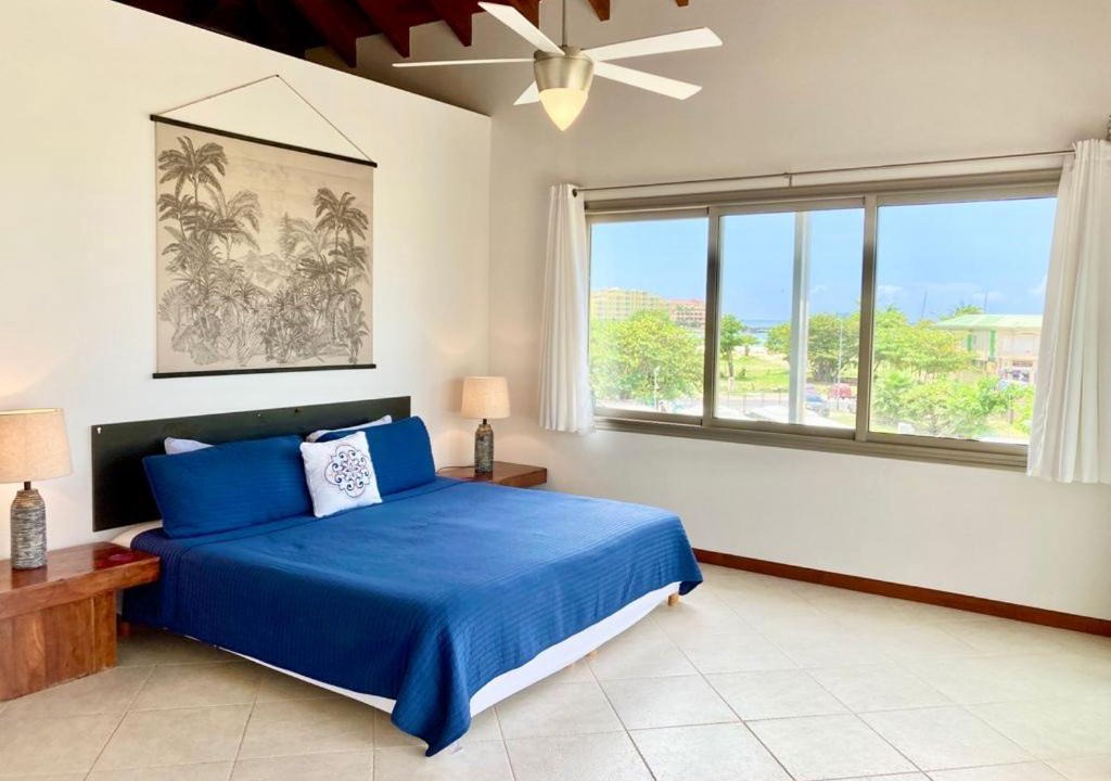 Photo of Bedroom in Cole Bay