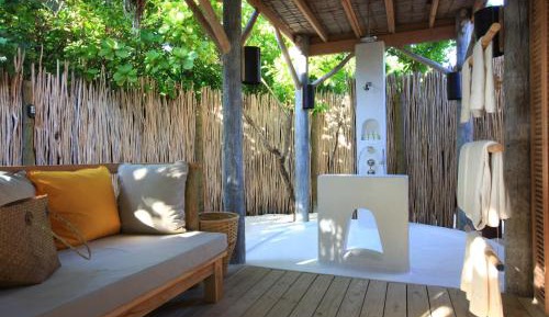 Family Ocean Beach Villa with Pool