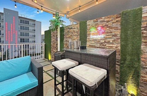 Naranja Apartment | Experience Luna Sky! 65" TV Bar BBQ go FL Keys