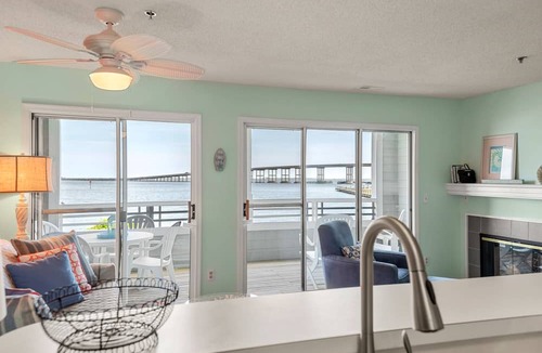 Manteo Condo | Sea la Vie: Soundfront, dog friendly, community pool, tennis court and so much m