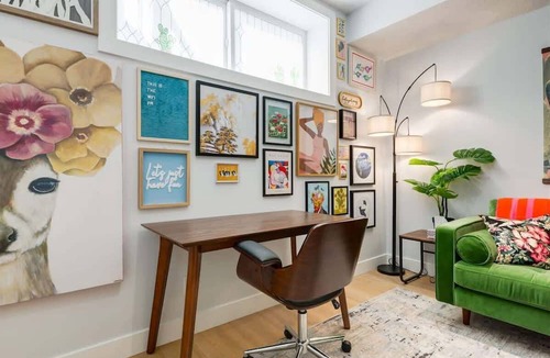 West Hillhurst Apartment | 1BR/1BA Apartment | King Casper Bed | Sleeps 4