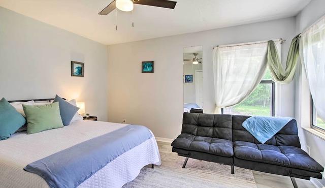 Bright Sebastian Home w/Pool ~ 7 Mi to Beach! in Sebastian