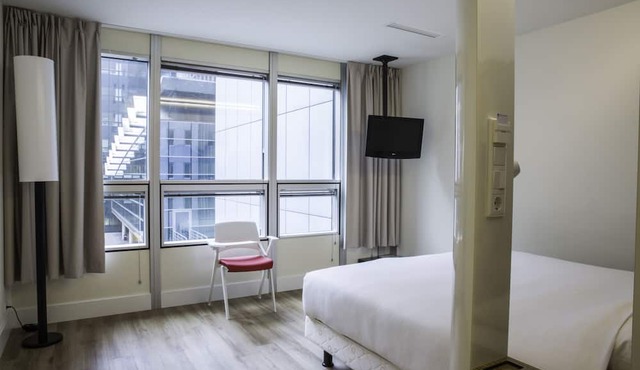 Qbic Hotel Amsterdam WTC in Amsterdam