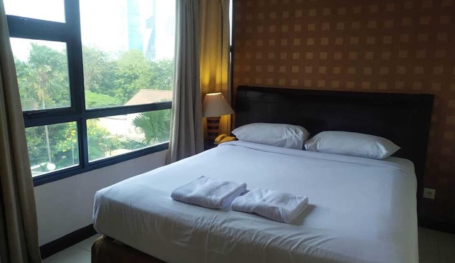 Grand Tropic Suites Hotel in Jakarta