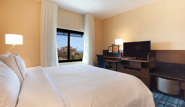 Fairfield Inn & Suites by Marriott Clearwater Beach in Clearwater Beach
