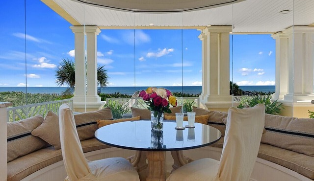 4 Bedroom Beach Bliss in Palm Coast