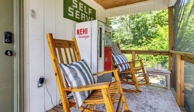 Dayton Cabin on 42-acre Farm: Fish, Hike, Unwind! in Dayton