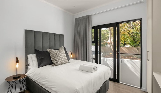 Luxury | Brand New | 2 Bed | Rosebank