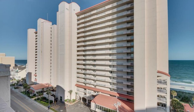 Oceanfront luxury condo and great amenities + Free Attraction Tickets! in North Myrtle Beach