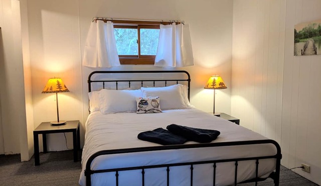 Amenities & Resort Access Included, Cabin 1 in Phelps